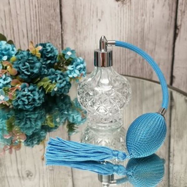 Parfumeuse bleu style vintage en verre taillé étoile